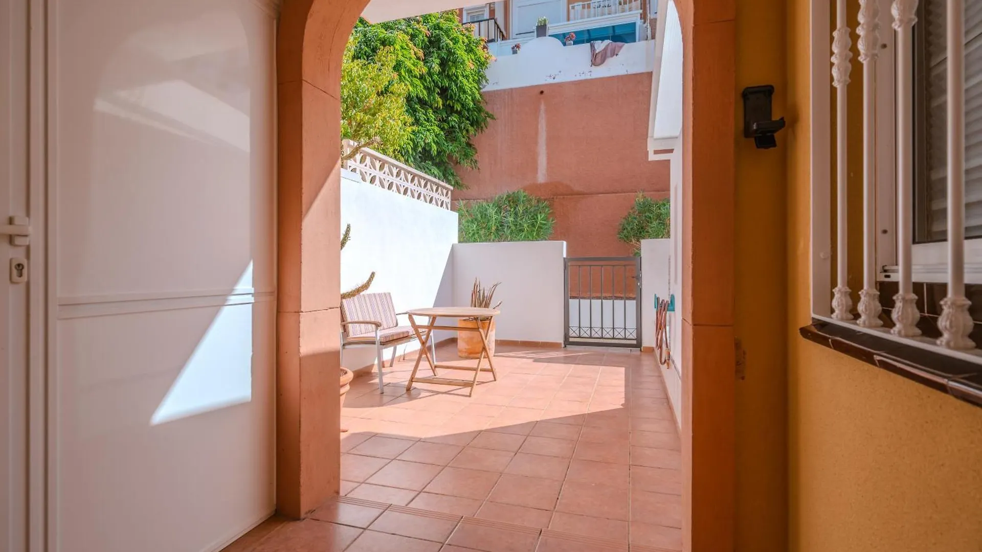 فيلا Vistalmar, Duplex En Costa Adeje 0*, أذيخي