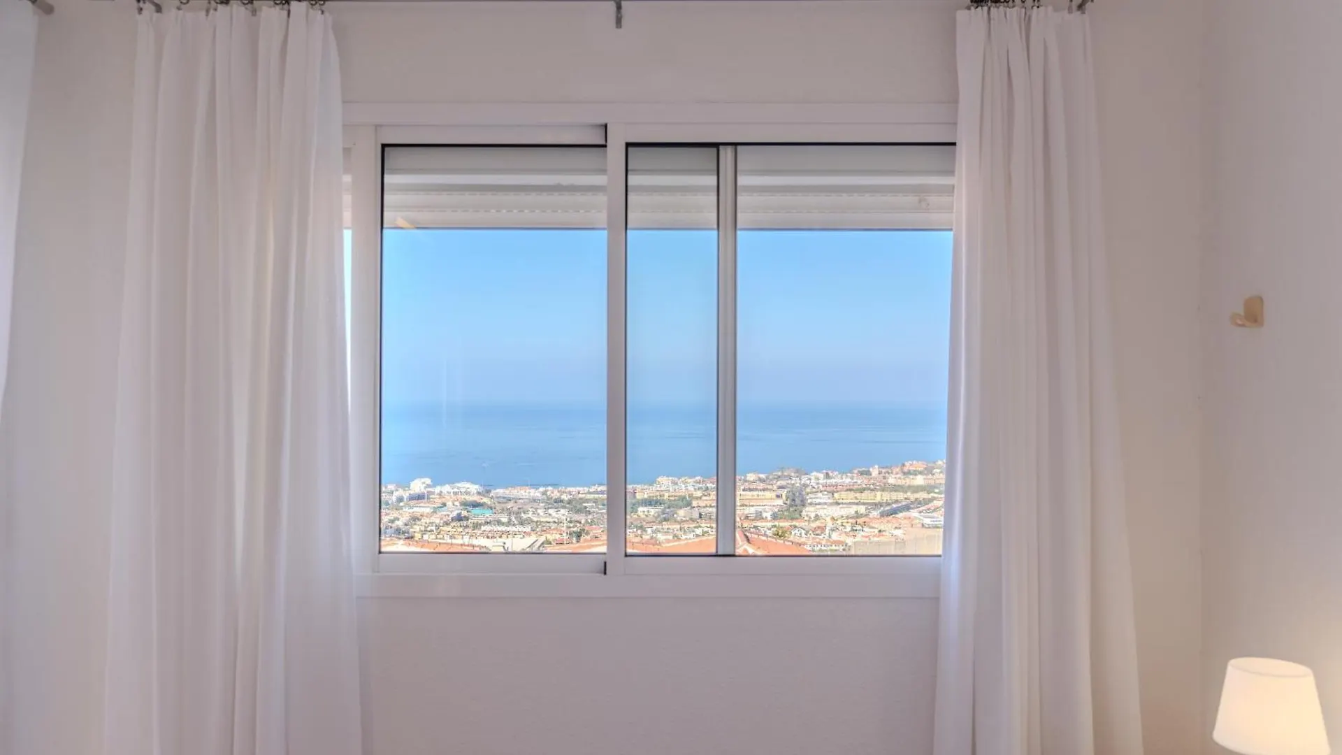 بيت للعطل فيلا Vistalmar, Duplex En Costa Adeje إسبانيا